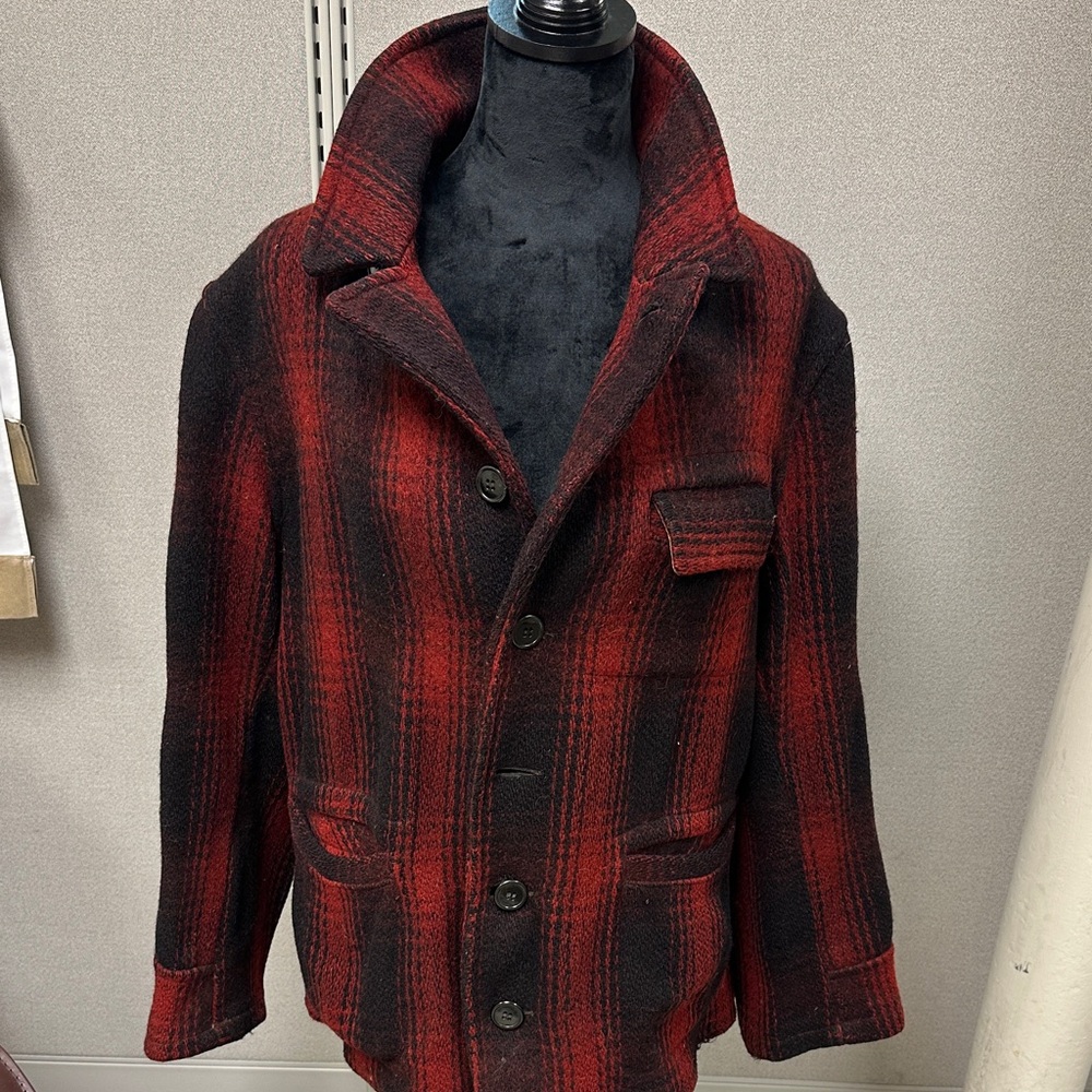Vintage 1940s/50s Buffalo Plaid Wool Mackinaw Hunting Coat by Klinkerfues Bros.